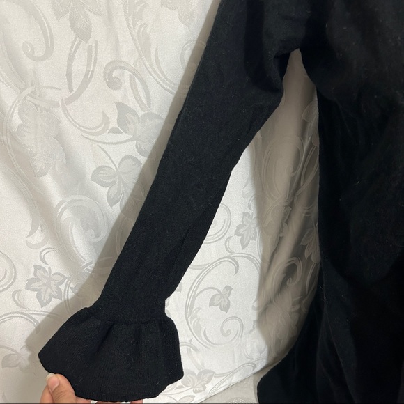 Cynthia Rowley Black Flounce Sleeve Knit Cardigan - Picture 4 of 10